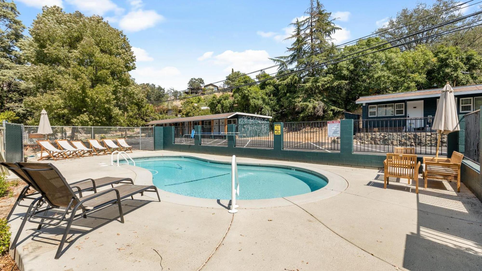 The Rae | Sequoia Motel Rm 5 Three Rivers Eksteriør bilde